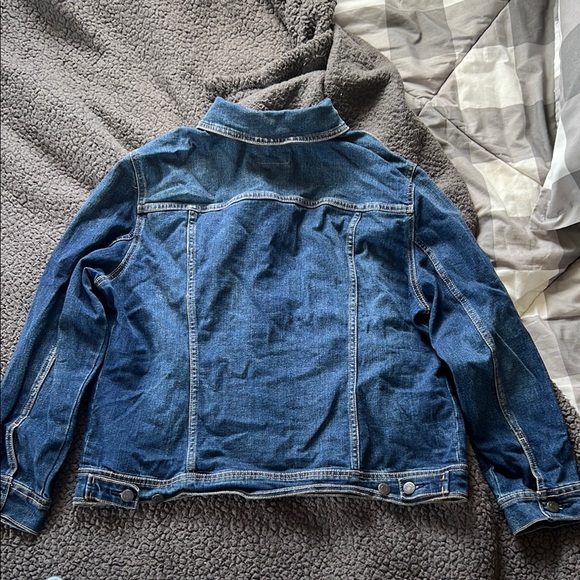 Jean Jacket - Picture 5 of 7